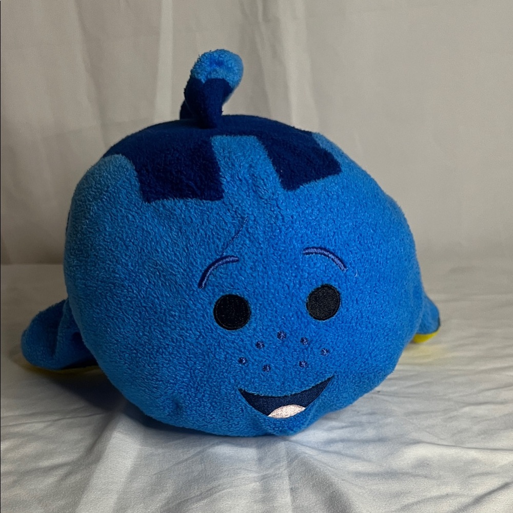 Dory finding Nemo tsum tsum plushy